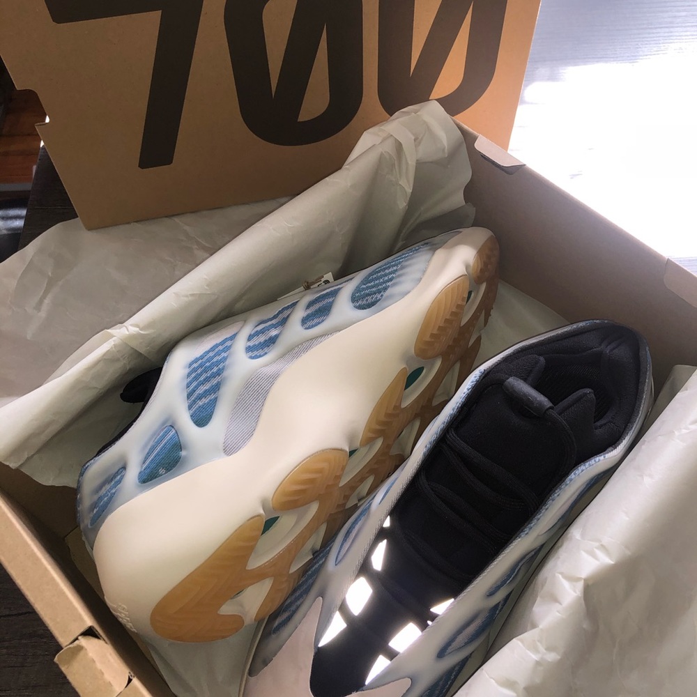 Yeezy 700 v3 kyanite